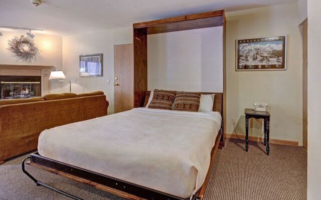 River Mtn Lodge E215D