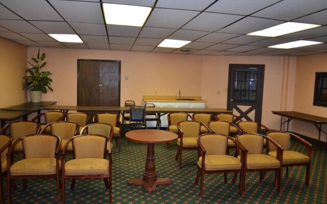 Travelodge Inn & Suites - Muscatine