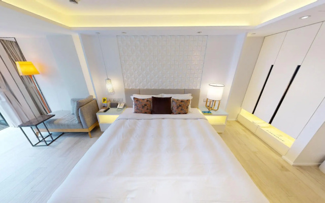 The Pier Hotel