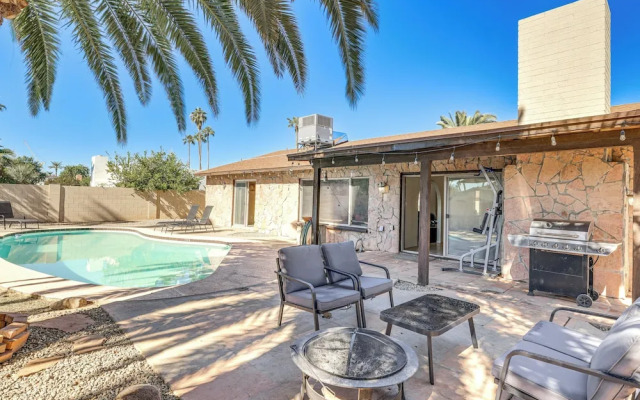 Outdoor Oasis: Family-Friendly Home In Scottsdale!