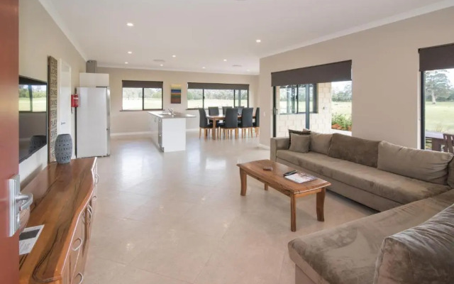 Redgate Forest Retreat