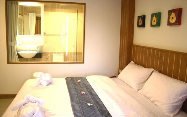 Santi White Hotel