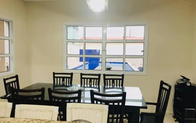 Casa de praia com piscina e churrasqueira - Indaiá Bertioga