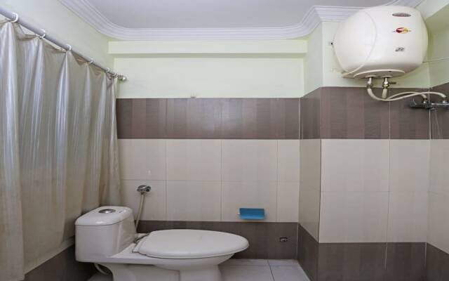 OYO 8909 Hotel Grand
