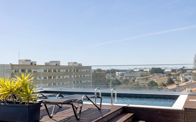 Oporto Airport & Business Hotel