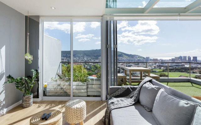 Modern, Chic Penthouse With Mountain, City Sea Views