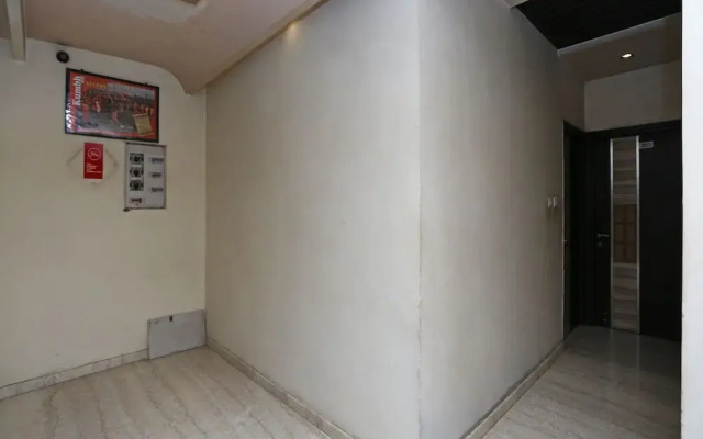 OYO 1671 Hotel Sundaram