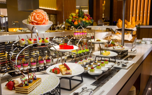 Ayla Grand Hotel