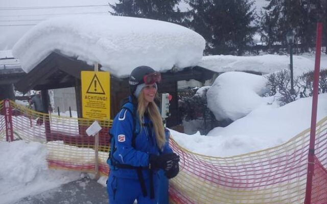 SnowBunnys BackPackers Hostel