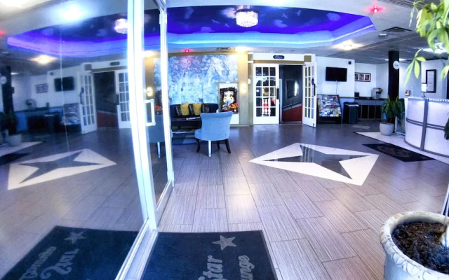 Rodeway Inn & Suites