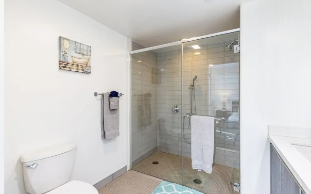 3br Fully Furnished Apartment On Sunset Blvd 3 Bedroom Apts by RedAwning