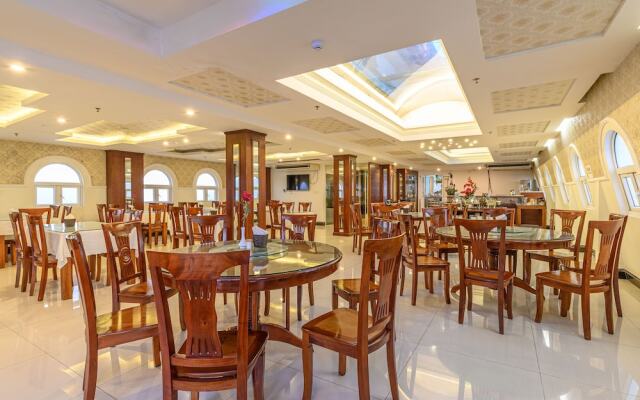 Golden Sun Hotel