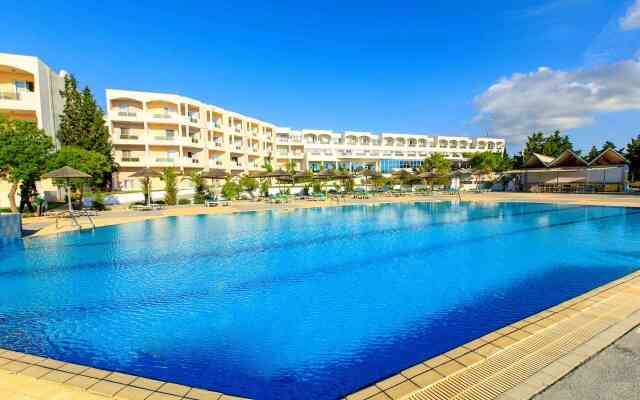 Sovereign Beach Hotel - All Inclusive