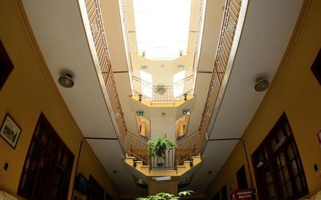 Hotel Martinez