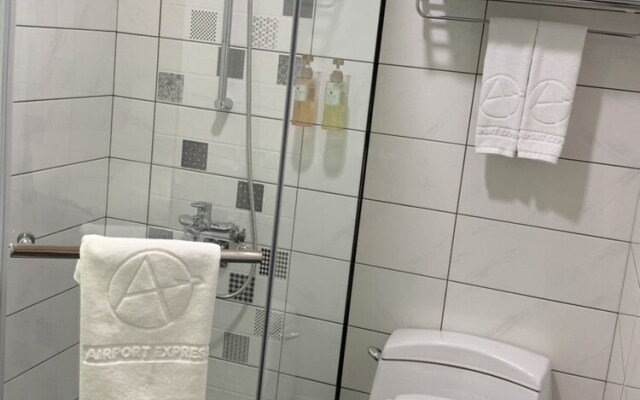 Airport Express Hotel