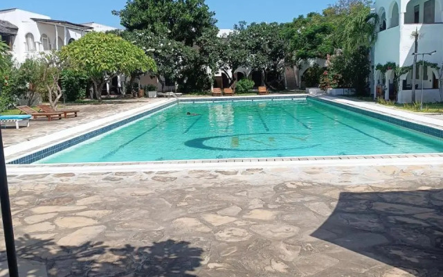 Silversand Residence