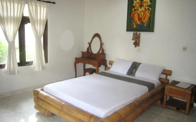 Galang Kangin Bungalows 2