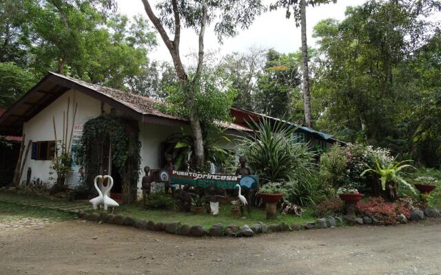 Tent and Breakfast at Irawan Ecopark