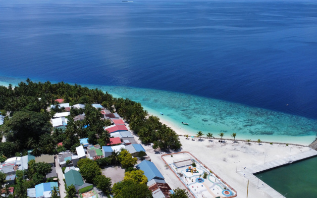 Origami Inn Himandhoo