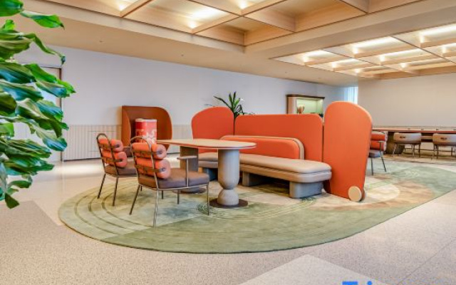 Orange Hotel (Urumqi Station North Square Branch)