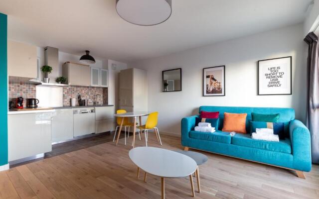 Paris - Porte d'Ivry - Modern and Cosy 2 bedroom apartment