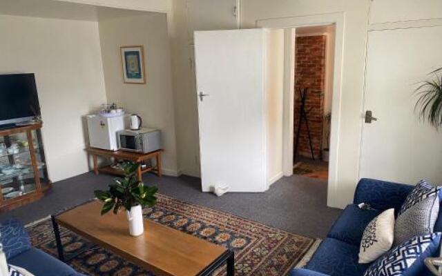 Private, comfortable studio.