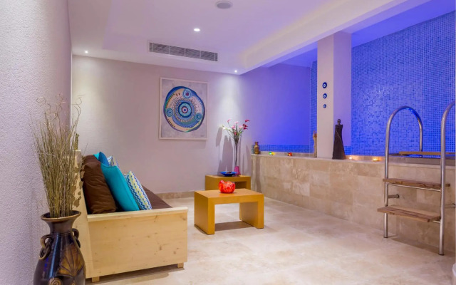 Ecclesia Hotel - Adults Only
