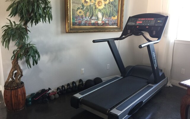 The Big Green House Bed & Breakfast