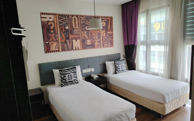 9 Square Hotel - Subang Jaya