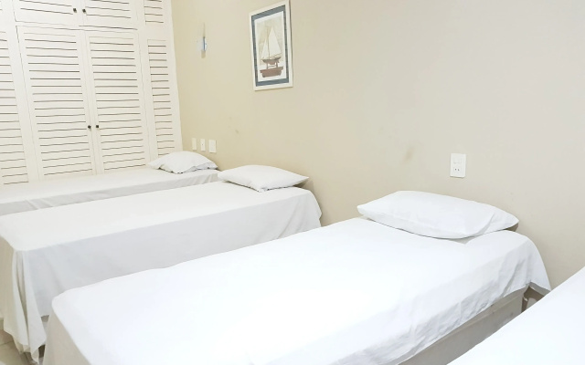 OYO Del Verde Hotel