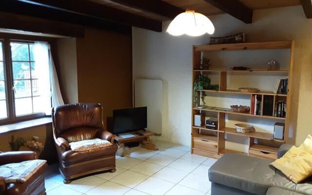 Beautiful Holiday Home in La Chapelle-aux-bois With Garden