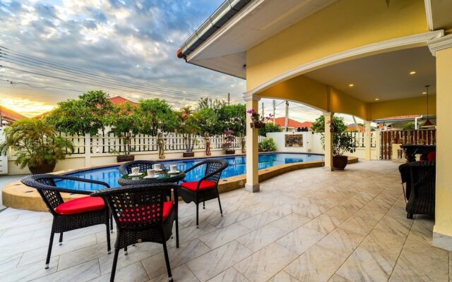 3 Bed Pool Villa - S102