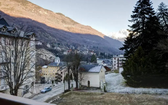 Appartement Brides-les-Bains, 1 pièce, 2 personnes - FR-1-512-119