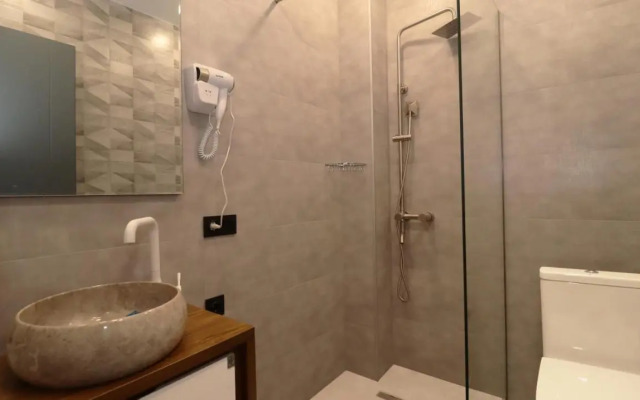 Luxurious 3br Apartment W Stunning Views