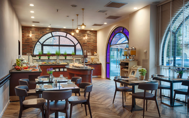 The Eldan Hotel