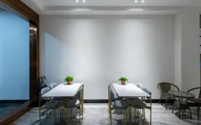 Haikou Yongxuan Hotel (Hainan Institute of Business and Technology)