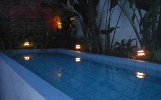 Casa Romance Escondido