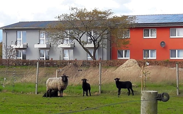 Zum alten Bahnhof