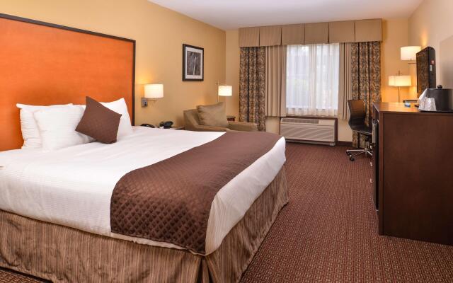 Best Western Cascade Inn & Suites