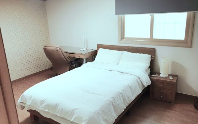Geoje Jj Residence Hotel Okpo