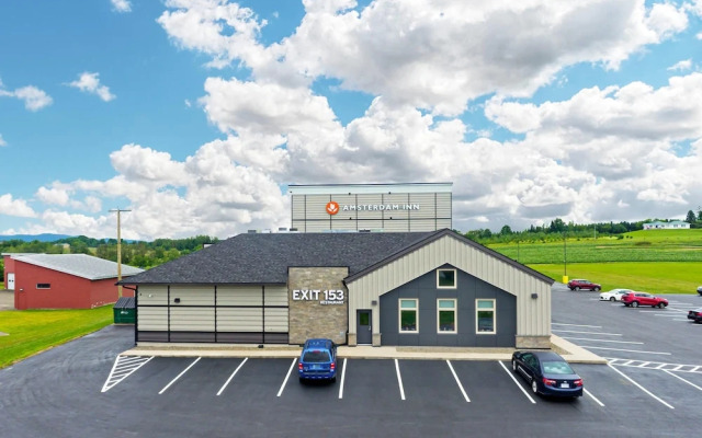 Amsterdam Inn & Suites, an Ascend Collection Hotel