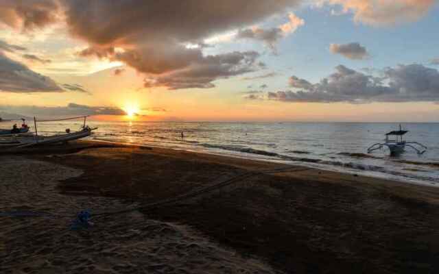 Lovina Beach 1 & 2