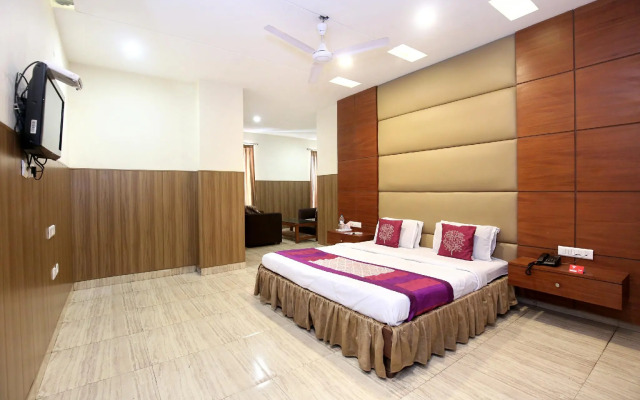 OYO 4575 Hotel Mirage