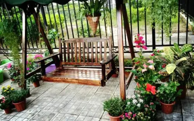 The Beauty Hostel