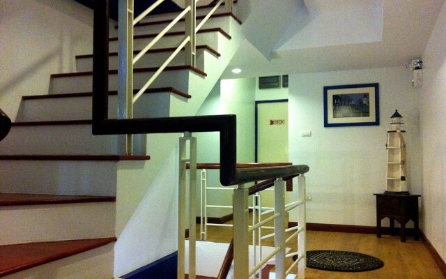 Nautical Home & Seashell House B&B