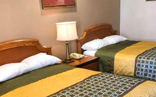 Crown Lodge Motel Oakland
