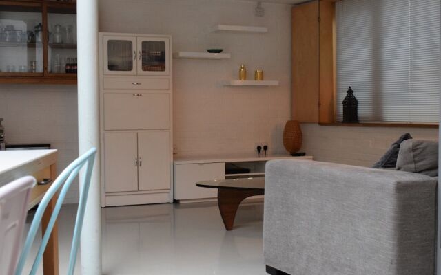 2 Bedroom House With Roof Terrace