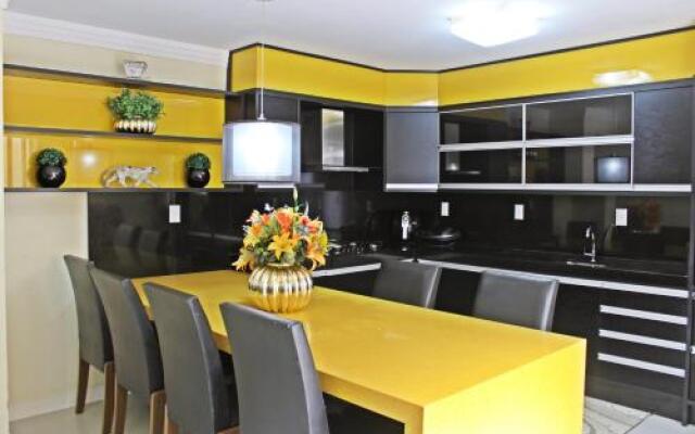 LC123EF - AMPLA CASA PARA LOCAçaO EM BOMBINHAS