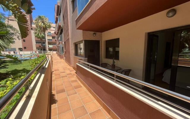 APARTAMENTO 2ª LINEA DE PLAYA