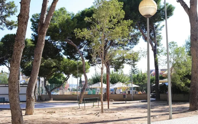 3 Bed Apartment Sleeps 6 With Shared Pool